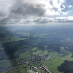 Flugwegposition um 15:12:55: Aufgenommen in der Nähe von Ostallgäu, Deutschland in 1592 Meter